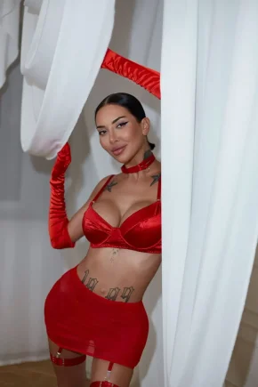 Katherina independent escort dossier