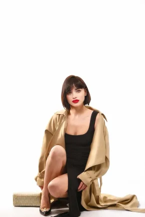 Jasmine travel escort