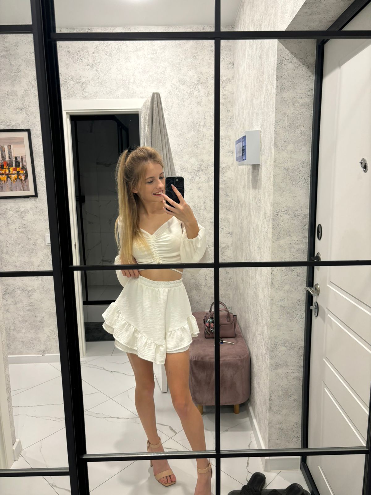 Модель Zoya